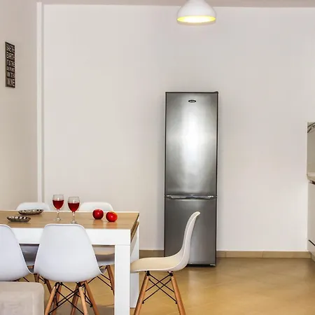Spacious Living 828 بيت ريفي *